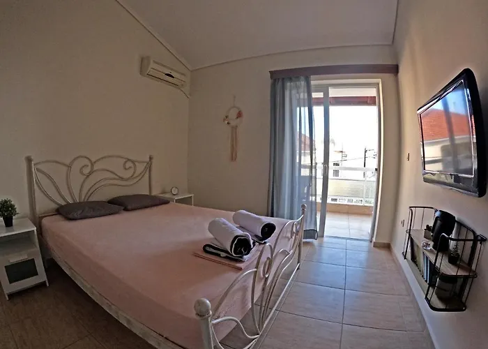 Beachside Bliss Каламата